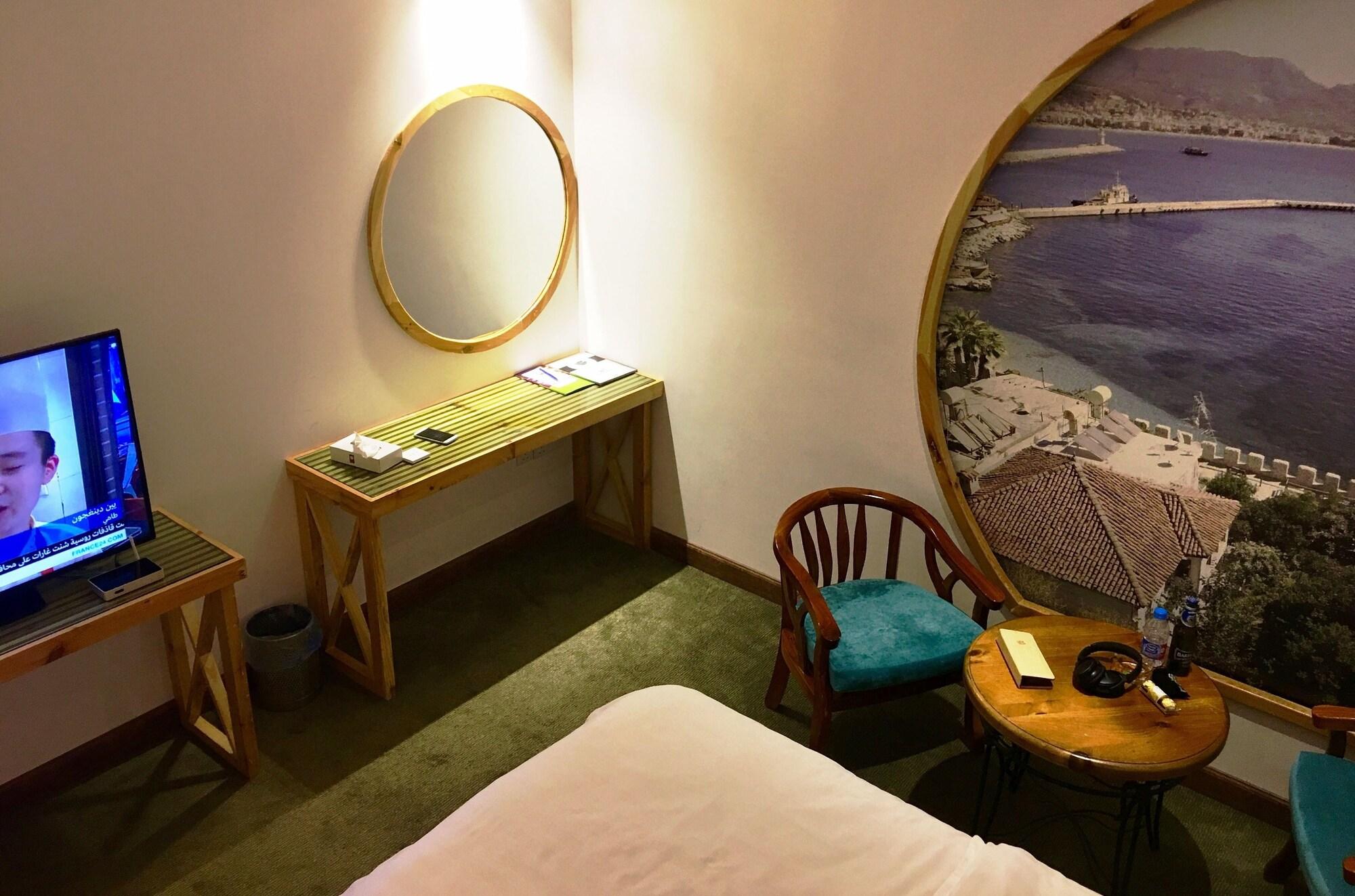 Aquarium Hotel