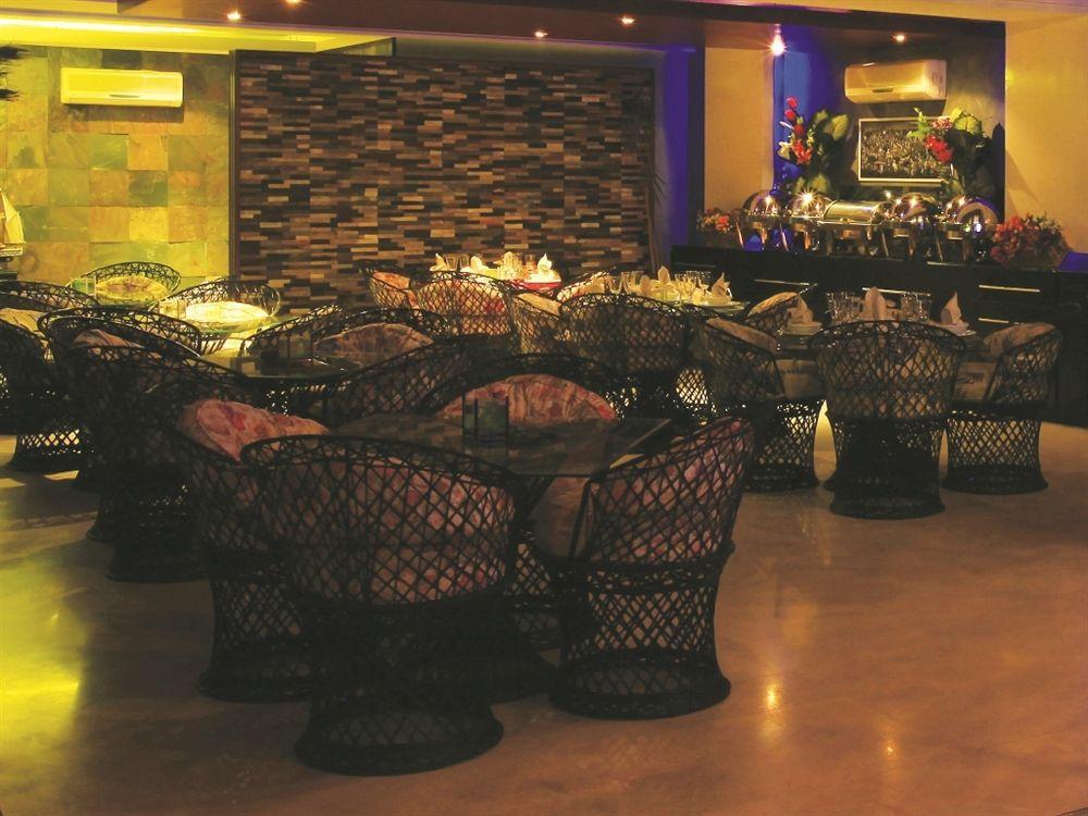 Aquarium Hotel 3*