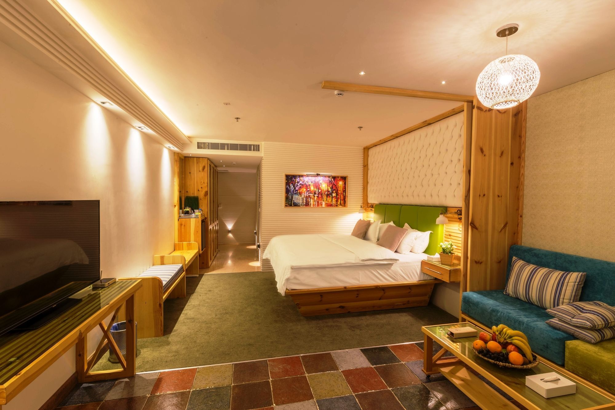 Aquarium Hotel 3*
